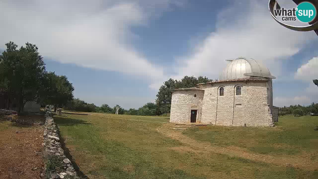 Webcam de l’Observatoire de Višnjan: Plongez dans le cosmos depuis l’Istrie, Croatie