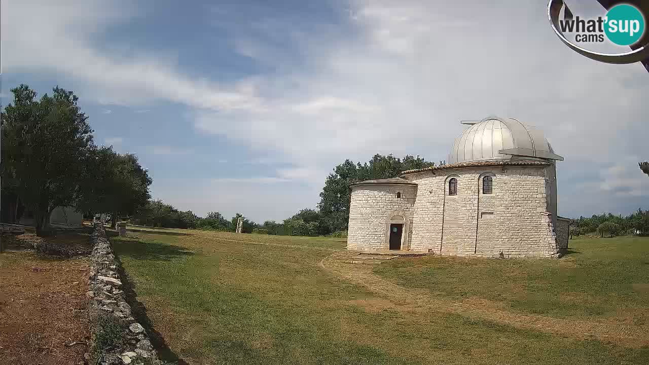 Višnjan Observatory Webcam: Gaze into the Cosmos from Istria, Croatia
