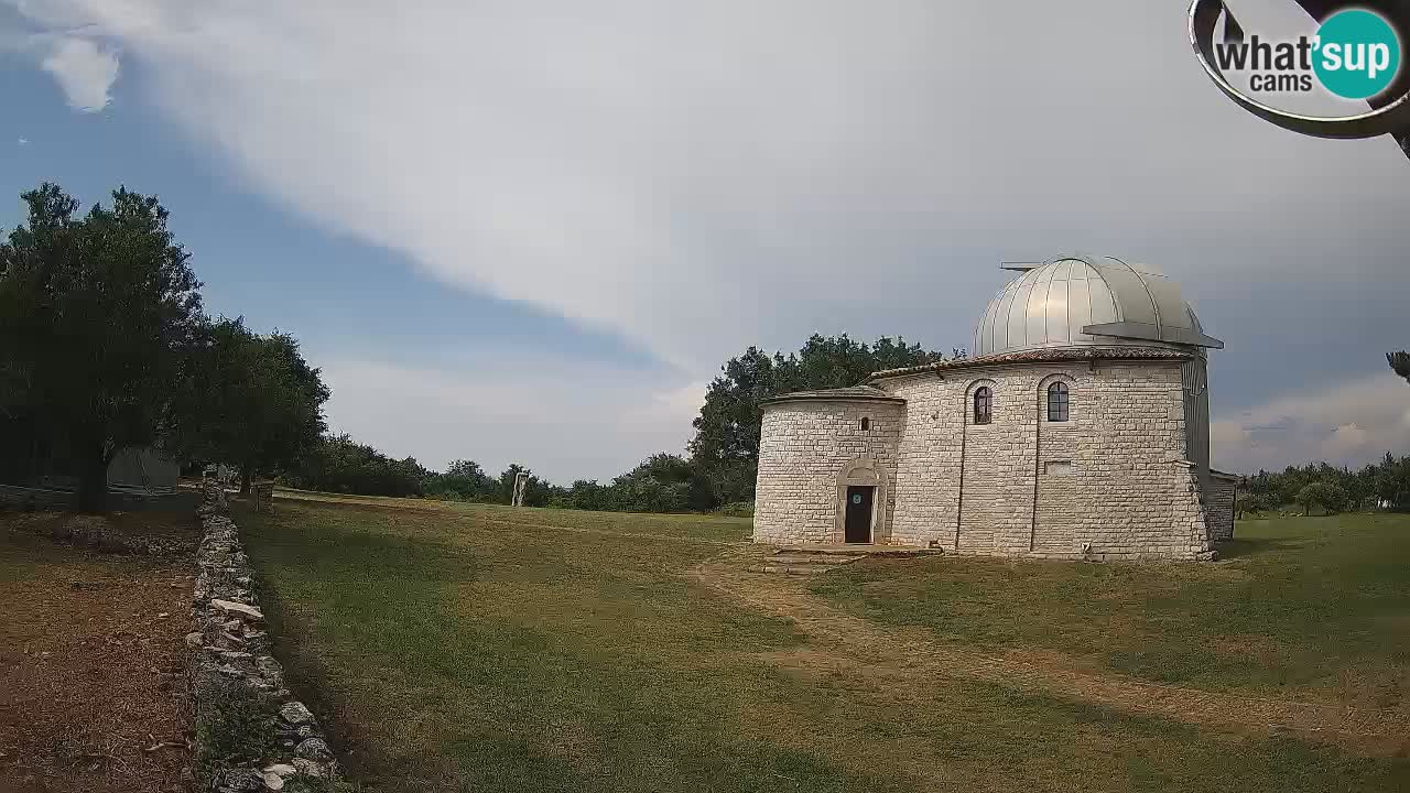 Webcam de l’Observatoire de Višnjan: Plongez dans le cosmos depuis l’Istrie, Croatie