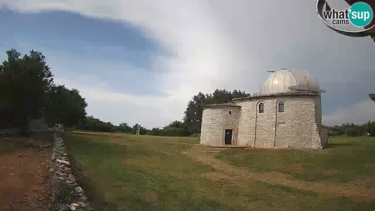 Višnjan Observatory Webcam: Gaze into the Cosmos from Istria, Croatia
