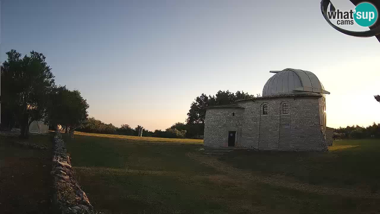 Višnjan Observatory Webcam: Gaze into the Cosmos from Istria, Croatia