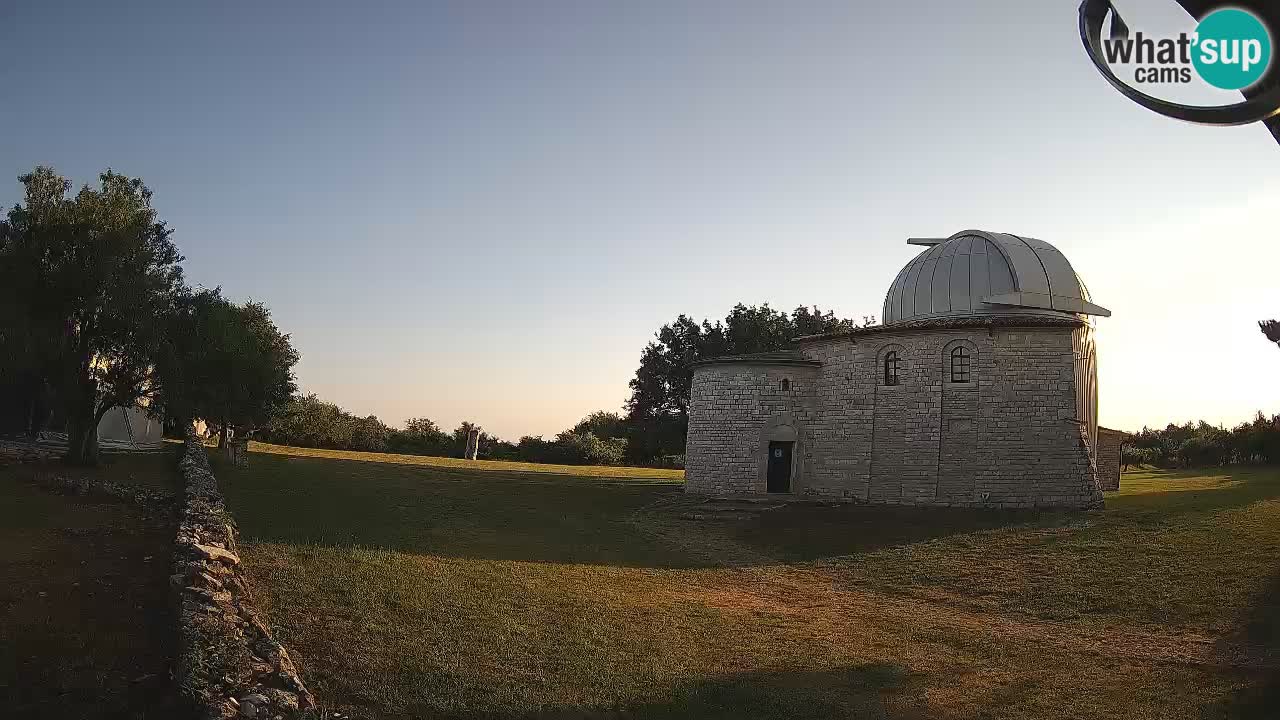 Višnjan Observatory Webcam: Gaze into the Cosmos from Istria, Croatia