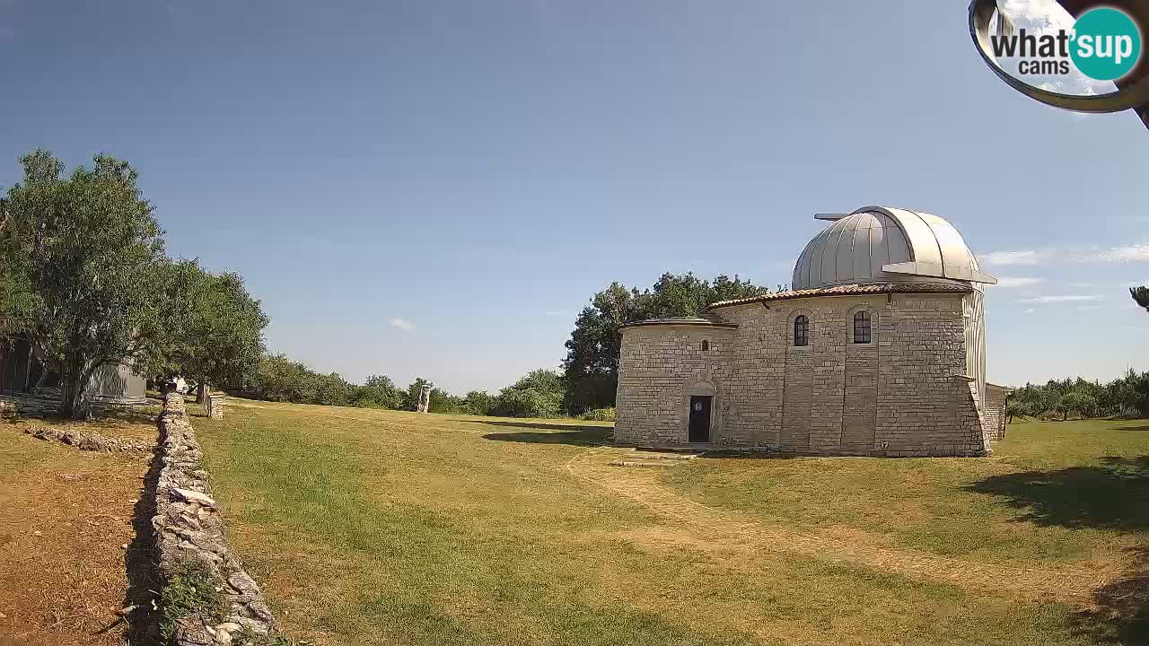Webcam de l’Observatoire de Višnjan: Plongez dans le cosmos depuis l’Istrie, Croatie