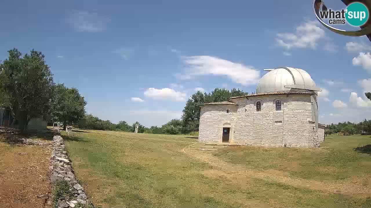 Višnjan Observatory Webcam: Gaze into the Cosmos from Istria, Croatia