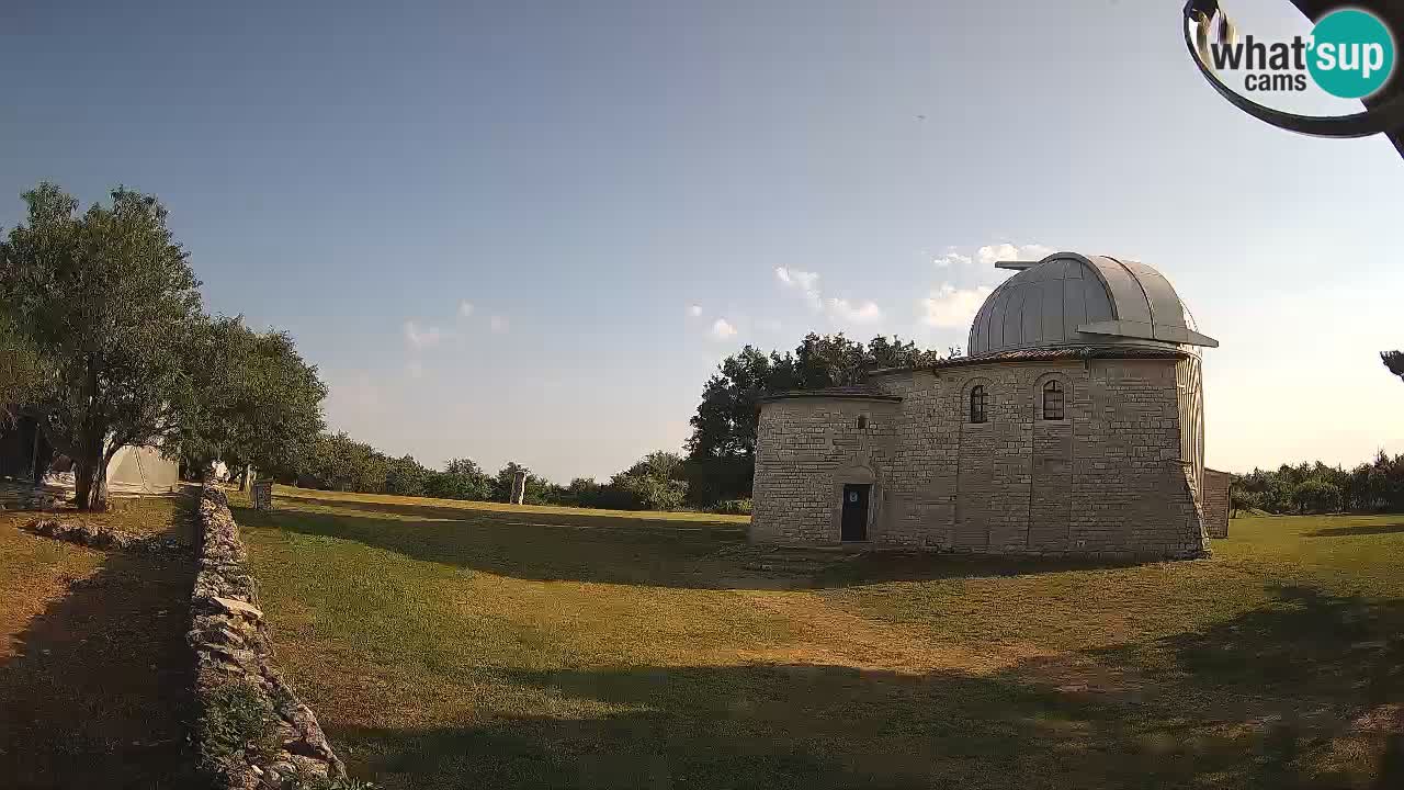 Webcam de l’Observatoire de Višnjan: Plongez dans le cosmos depuis l’Istrie, Croatie