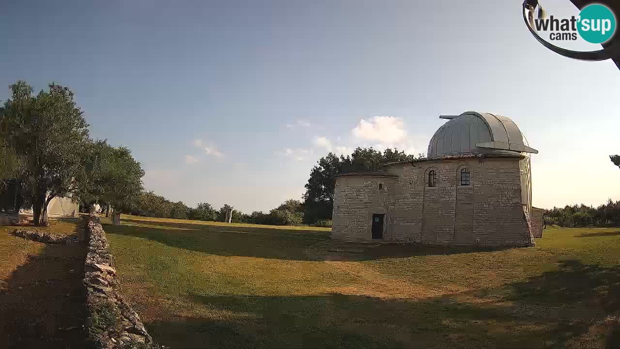 Webcam de l’Observatoire de Višnjan: Plongez dans le cosmos depuis l’Istrie, Croatie