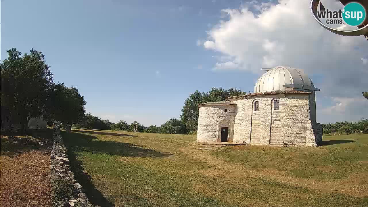 Webcam de l’Observatoire de Višnjan: Plongez dans le cosmos depuis l’Istrie, Croatie