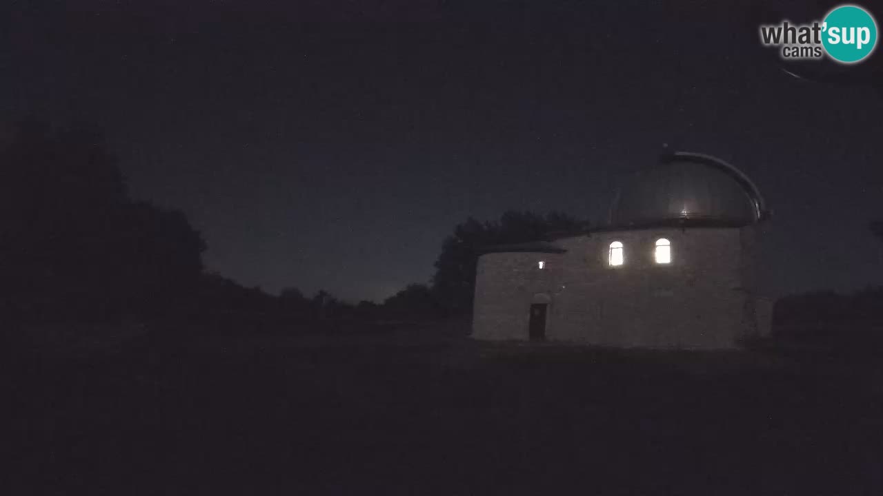 Višnjanska observatorijska spletna kamera: Opazujte vesolje iz Istre, Hrvaška