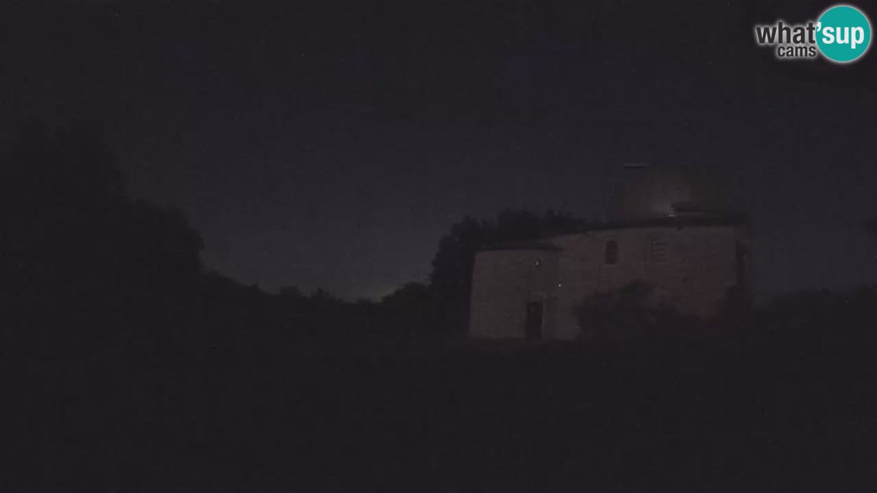 Višnjanska observatorijska spletna kamera: Opazujte vesolje iz Istre, Hrvaška