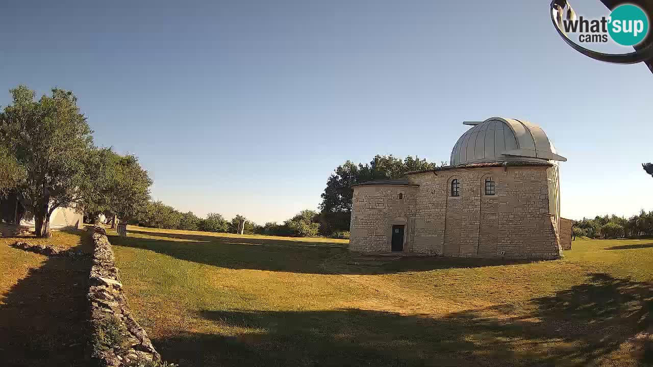 Višnjan Observatory Webcam: Gaze into the Cosmos from Istria, Croatia