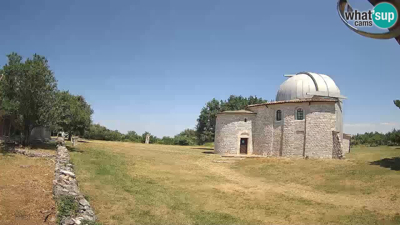 Višnjan Observatory Webcam: Gaze into the Cosmos from Istria, Croatia