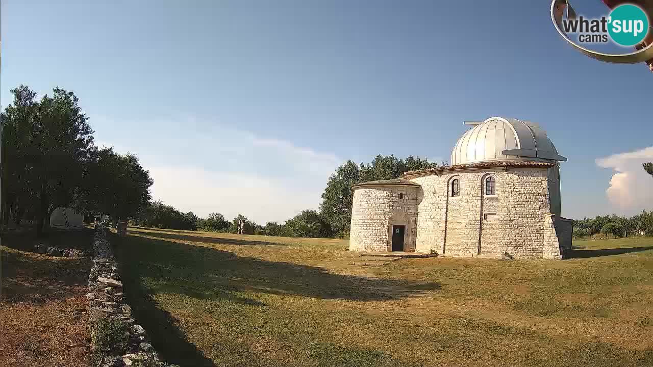 Višnjan Observatory Webcam: Gaze into the Cosmos from Istria, Croatia