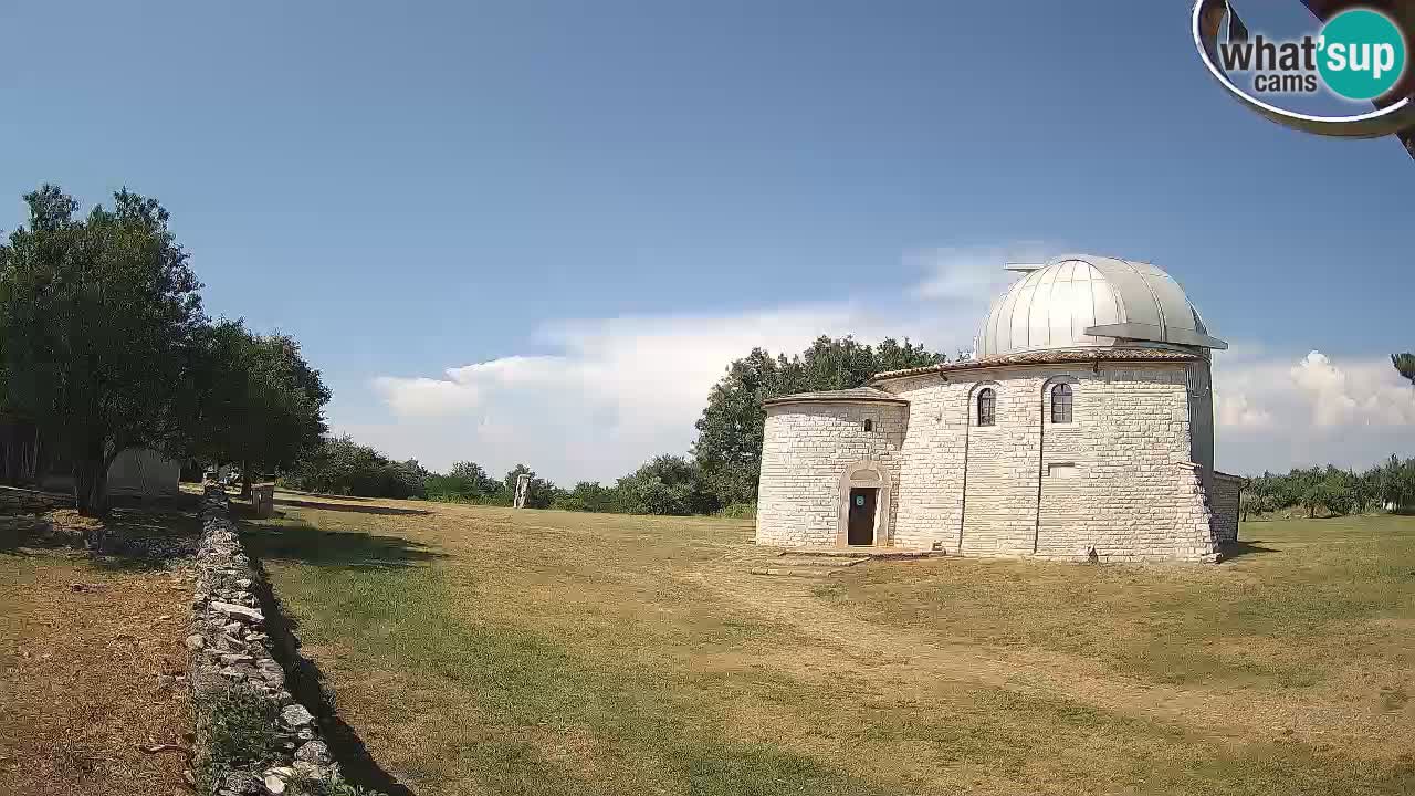 Višnjan Observatory Webcam: Gaze into the Cosmos from Istria, Croatia