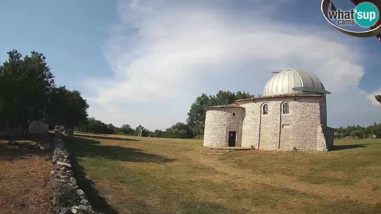 Višnjan Observatory Webcam: Gaze into the Cosmos from Istria, Croatia