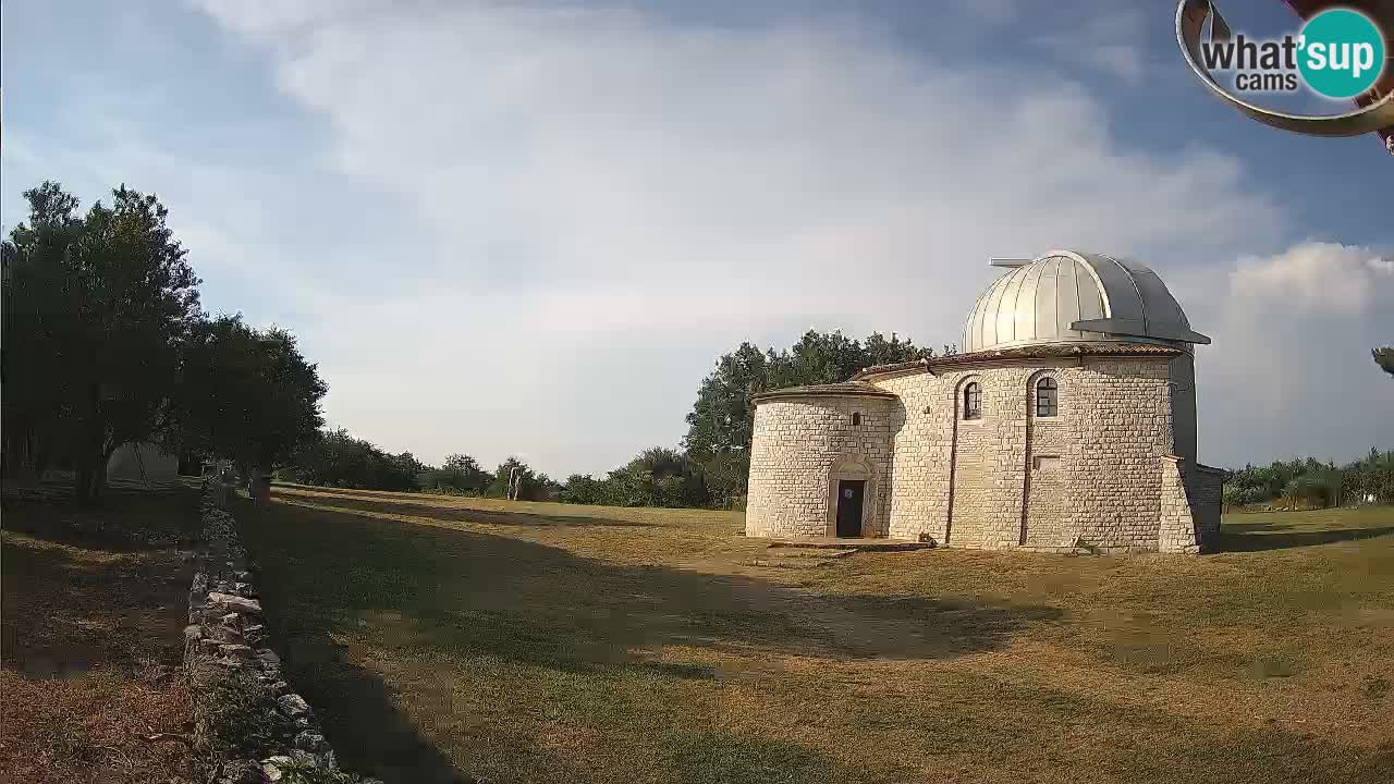 Višnjan Observatory Webcam: Gaze into the Cosmos from Istria, Croatia