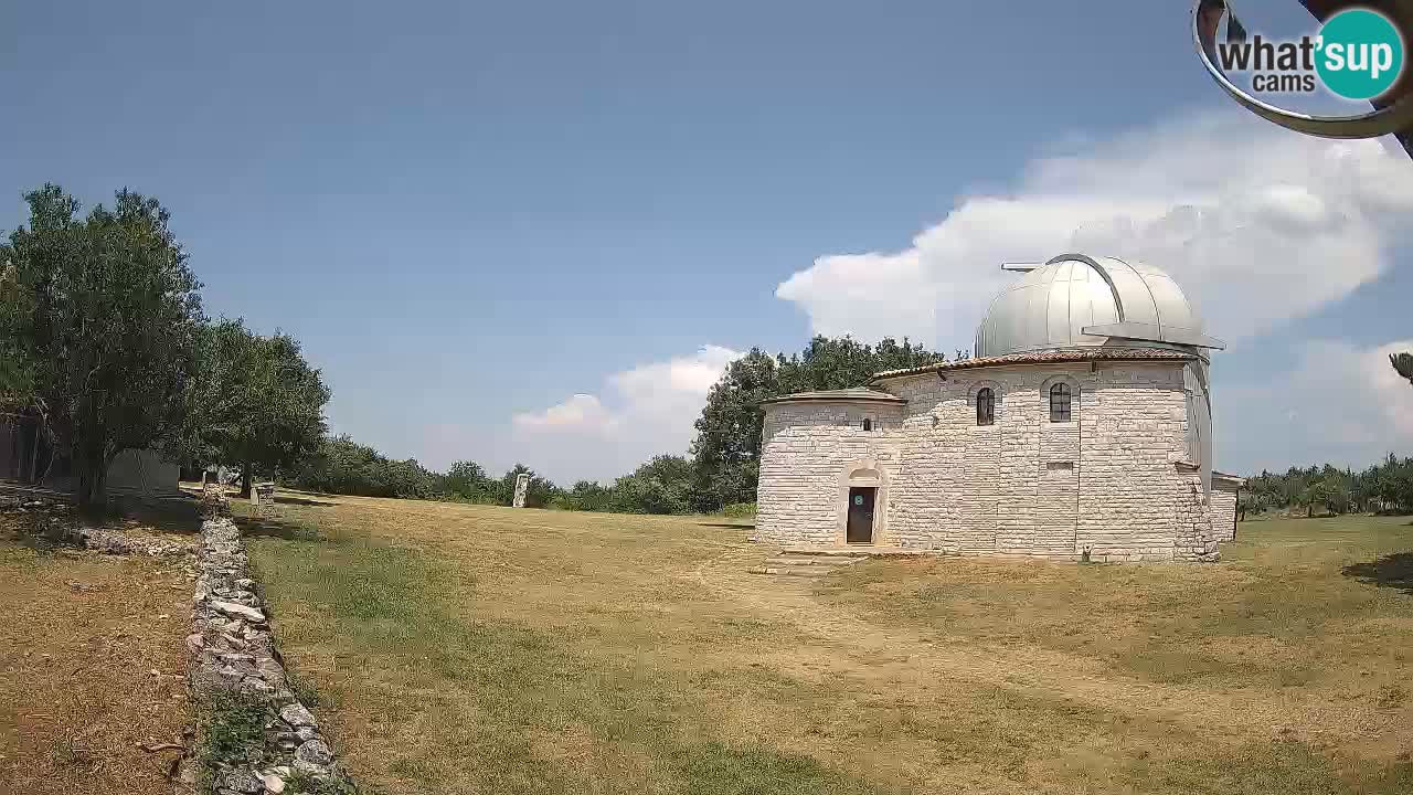 Webcam de l’Observatoire de Višnjan: Plongez dans le cosmos depuis l’Istrie, Croatie