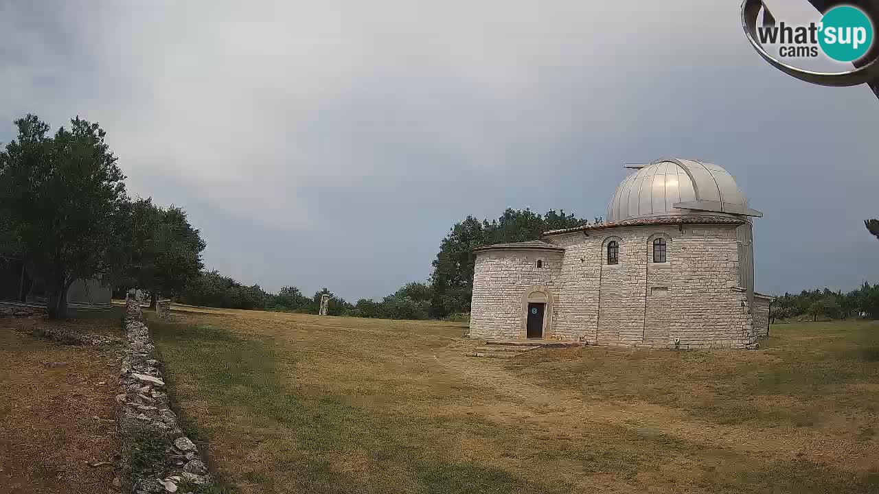 Višnjanska observatorijska spletna kamera: Opazujte vesolje iz Istre, Hrvaška