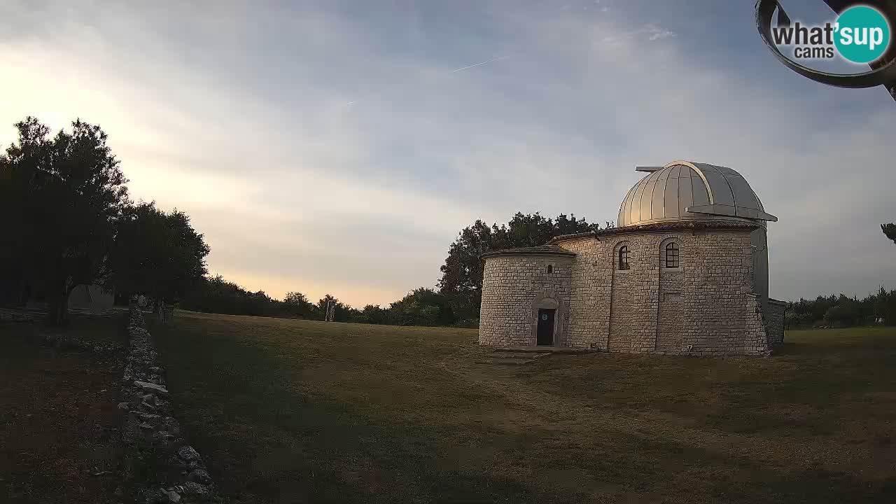 Webcam de l’Observatoire de Višnjan: Plongez dans le cosmos depuis l’Istrie, Croatie