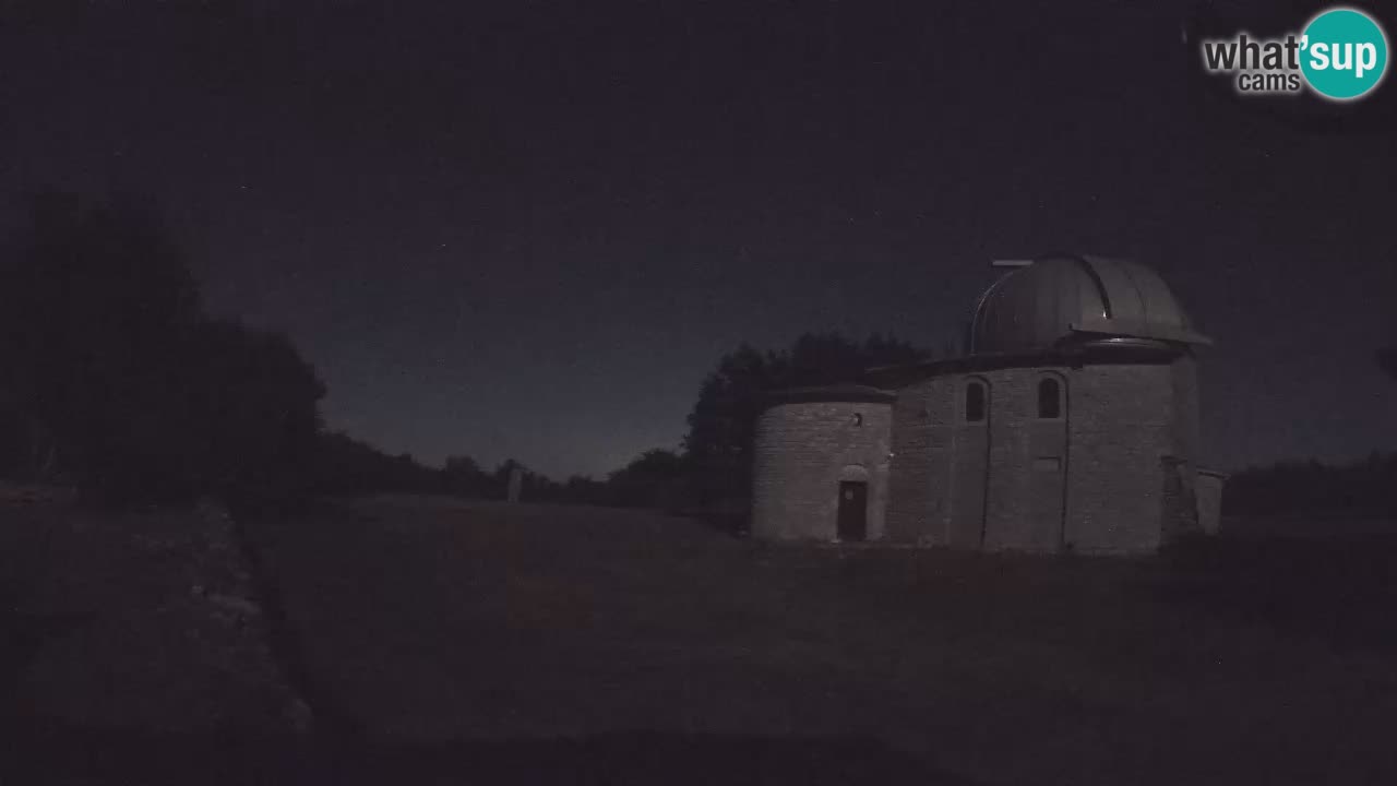Višnjan Observatory Webcam: Gaze into the Cosmos from Istria, Croatia