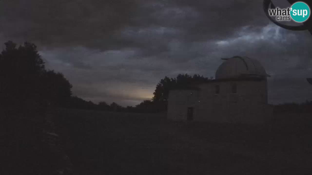 Webcam de l’Observatoire de Višnjan: Plongez dans le cosmos depuis l’Istrie, Croatie