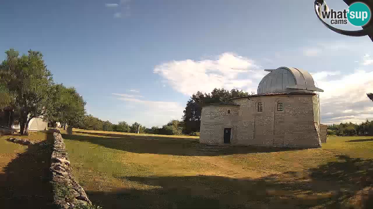 Webcam de l’Observatoire de Višnjan: Plongez dans le cosmos depuis l’Istrie, Croatie