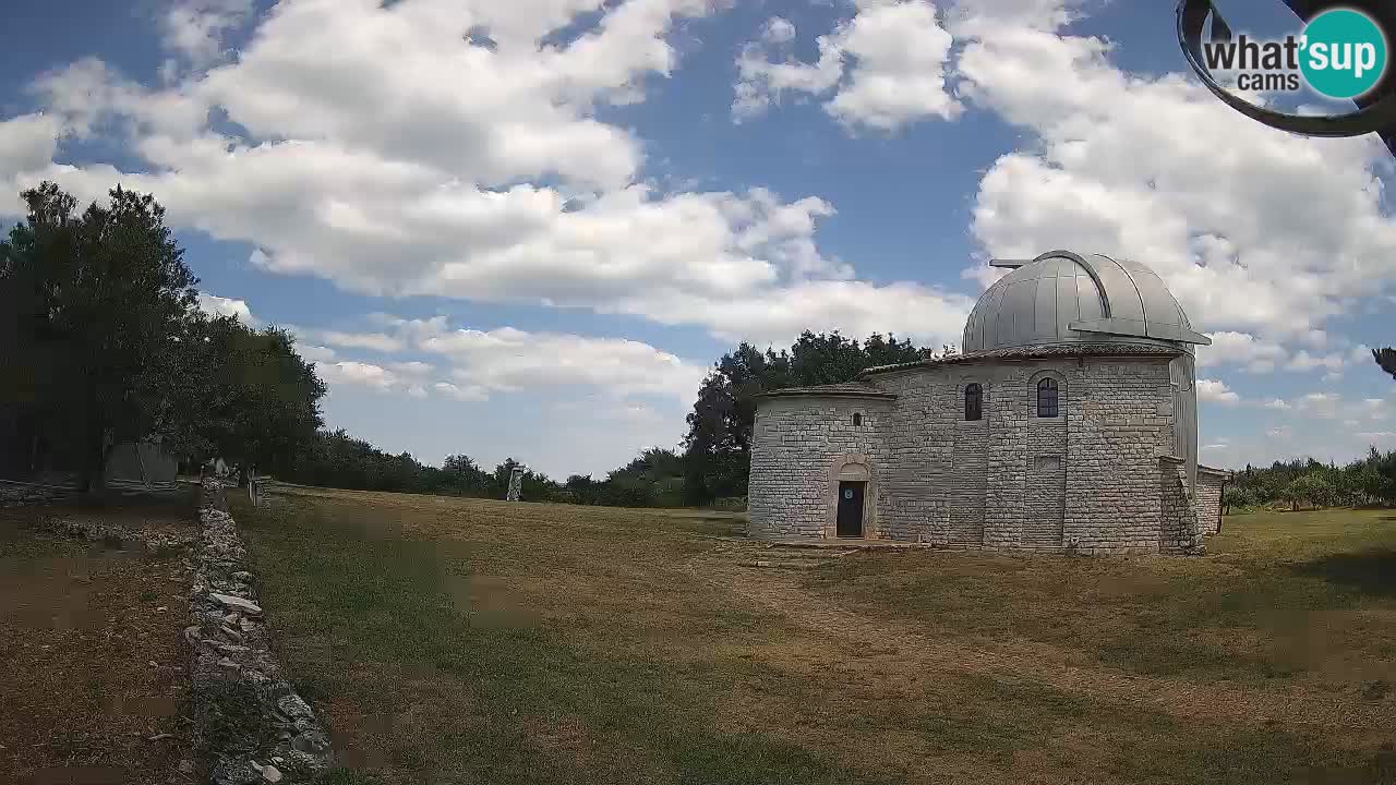 Višnjan Observatory Webcam: Gaze into the Cosmos from Istria, Croatia