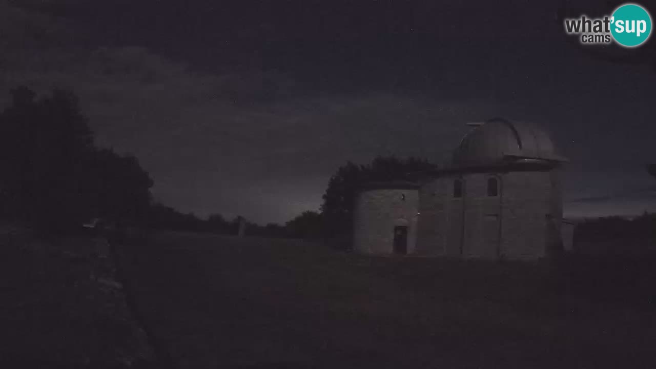 Webcam de l’Observatoire de Višnjan: Plongez dans le cosmos depuis l’Istrie, Croatie