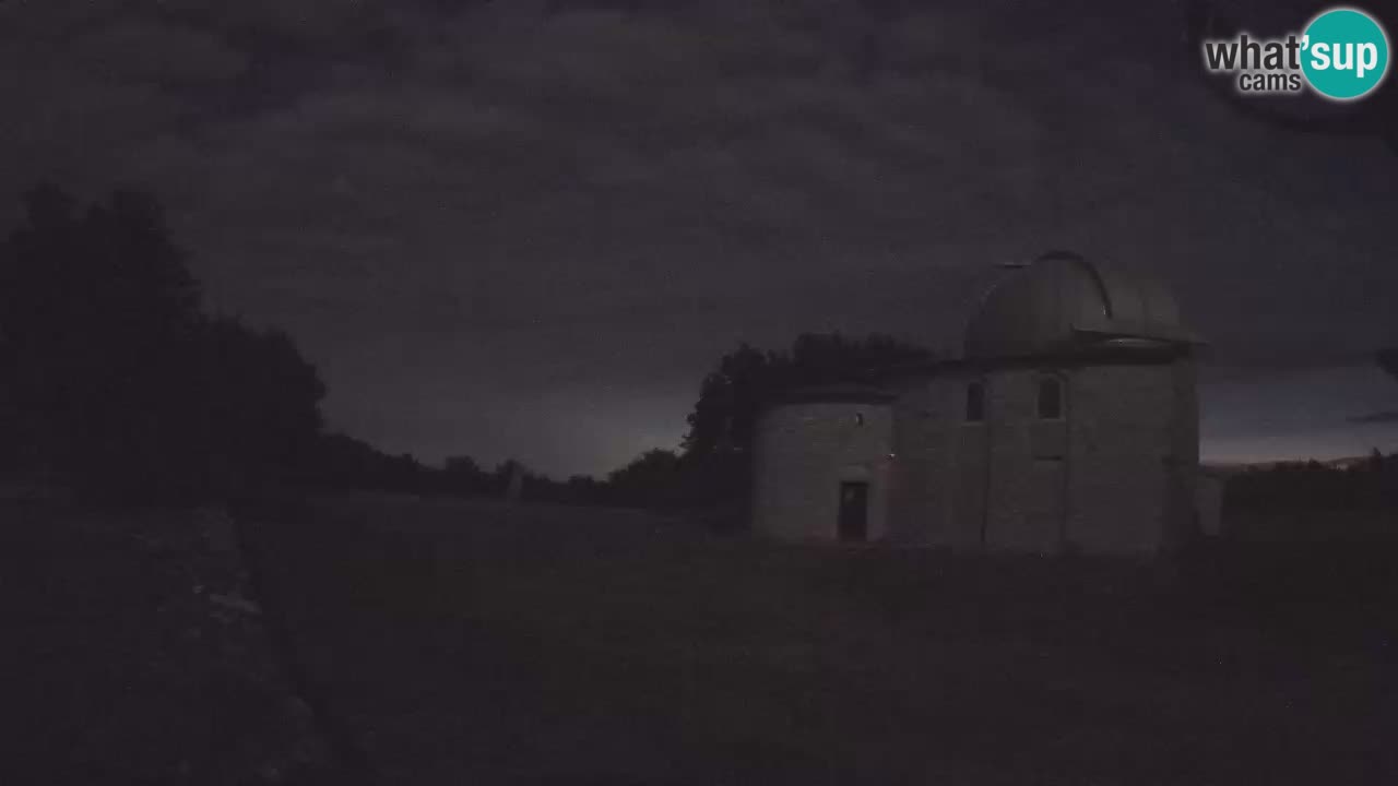 Višnjan Observatory Webcam: Gaze into the Cosmos from Istria, Croatia