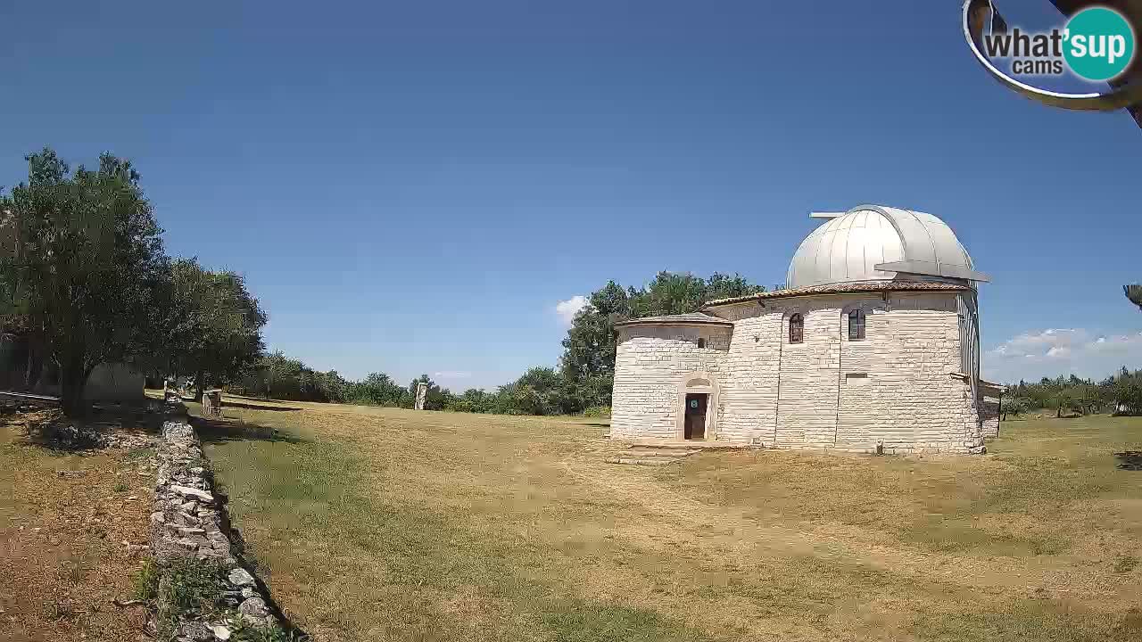 Višnjan Observatory Webcam: Gaze into the Cosmos from Istria, Croatia