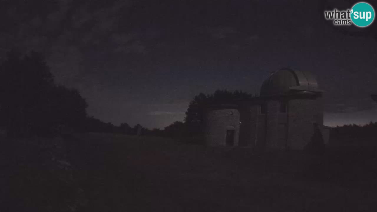 Višnjan Observatory Webcam: Gaze into the Cosmos from Istria, Croatia