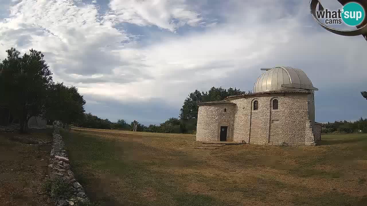 Webcam del Observatorio de Višnjan: Contempla el cosmos desde Istria, Croacia