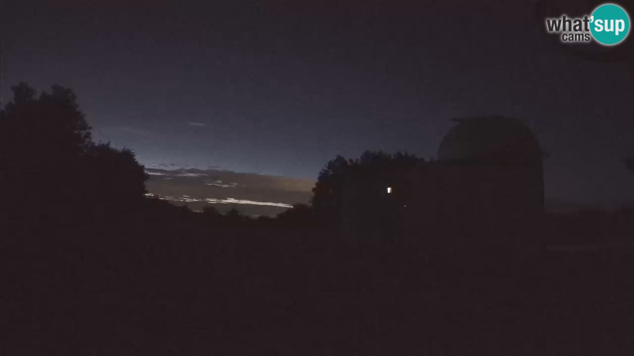 Višnjan Observatory Webcam: Gaze into the Cosmos from Istria, Croatia