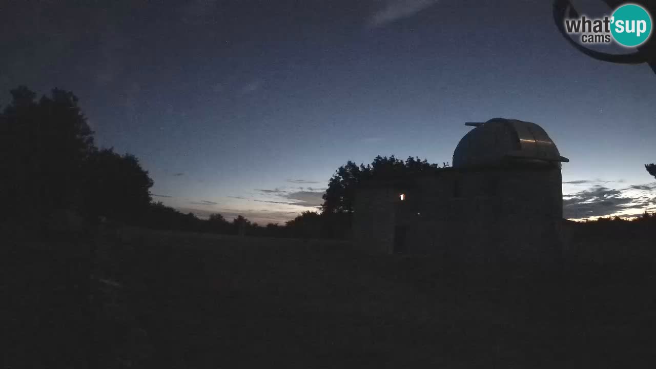 Višnjan Observatory Webcam: Gaze into the Cosmos from Istria, Croatia
