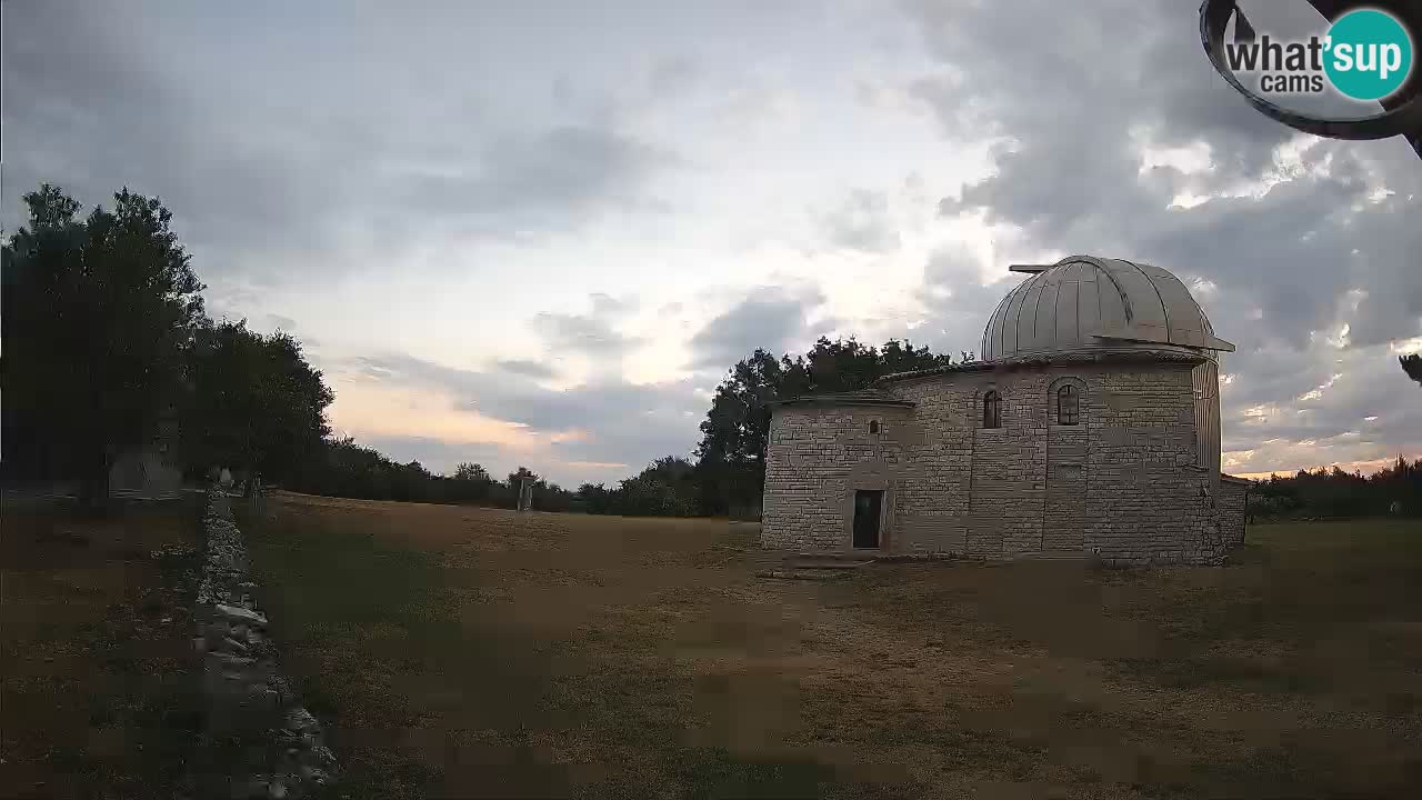Višnjan Observatory Webcam: Gaze into the Cosmos from Istria, Croatia
