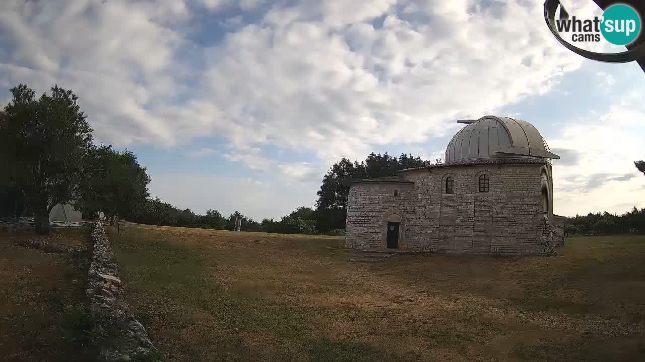 Višnjanska observatorijska spletna kamera: Opazujte vesolje iz Istre, Hrvaška