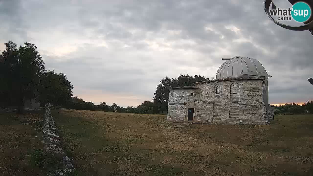 Višnjan Observatory Webcam: Gaze into the Cosmos from Istria, Croatia