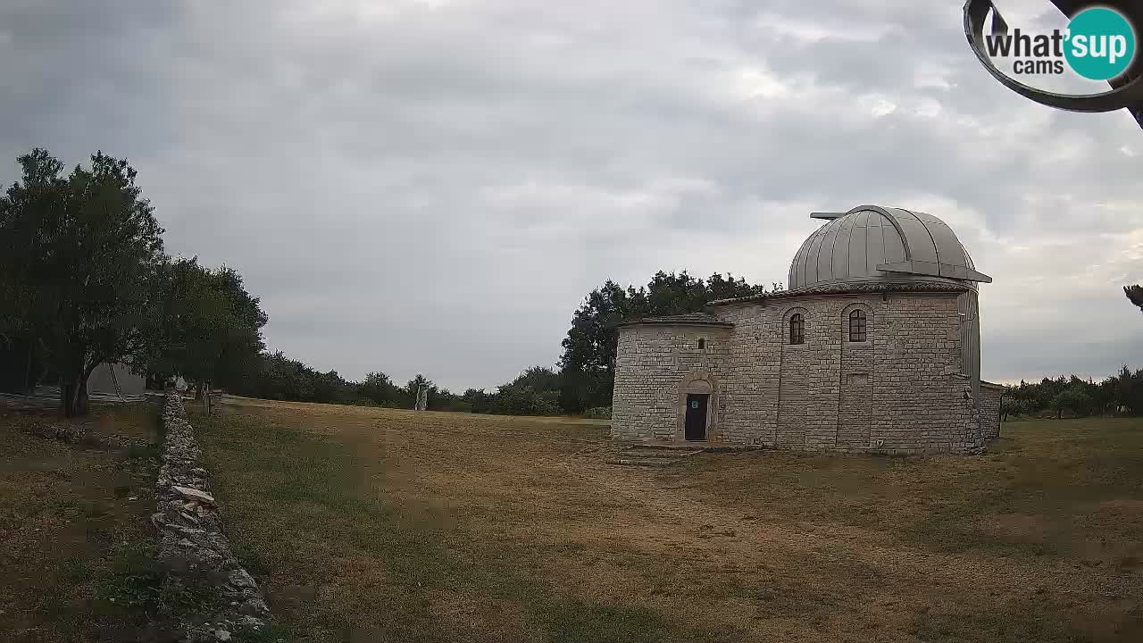 Višnjan Observatory Webcam: Gaze into the Cosmos from Istria, Croatia