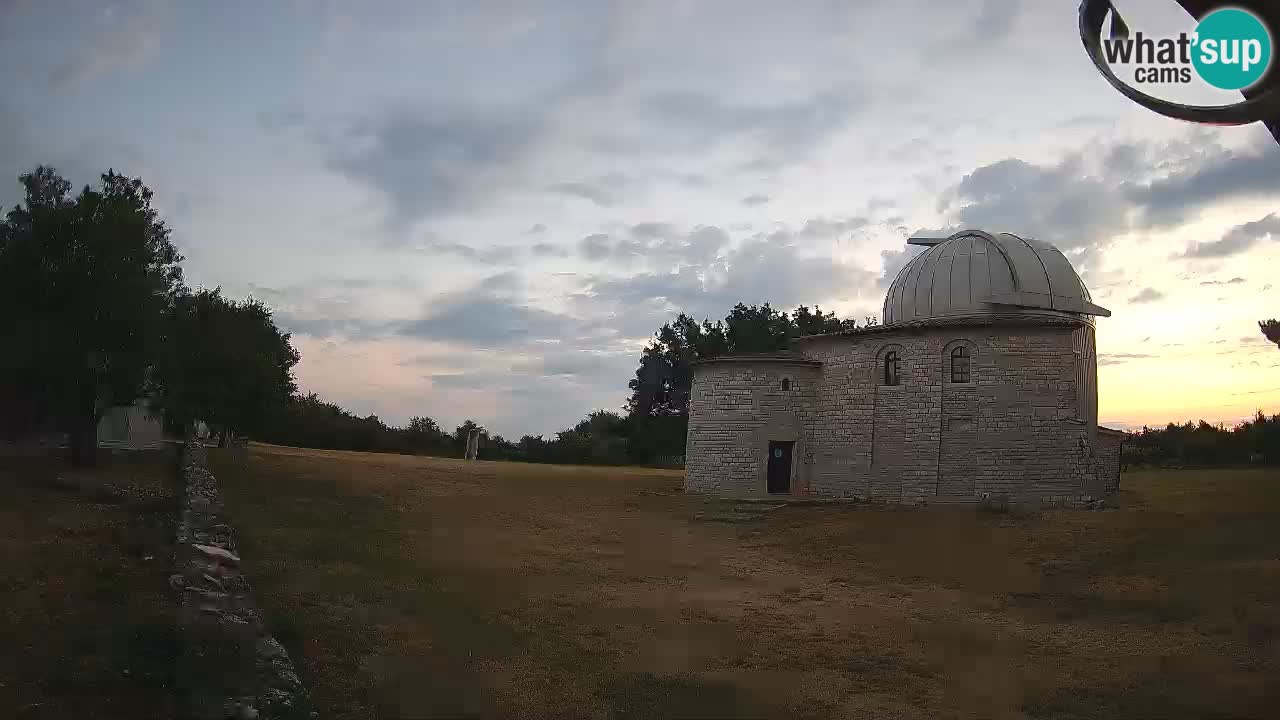 Webcam de l’Observatoire de Višnjan: Plongez dans le cosmos depuis l’Istrie, Croatie