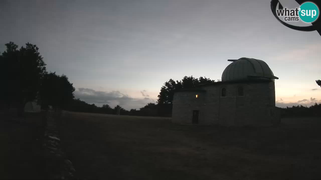 Višnjanska observatorijska spletna kamera: Opazujte vesolje iz Istre, Hrvaška