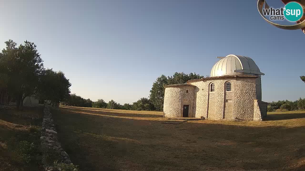 Webcam de l’Observatoire de Višnjan: Plongez dans le cosmos depuis l’Istrie, Croatie