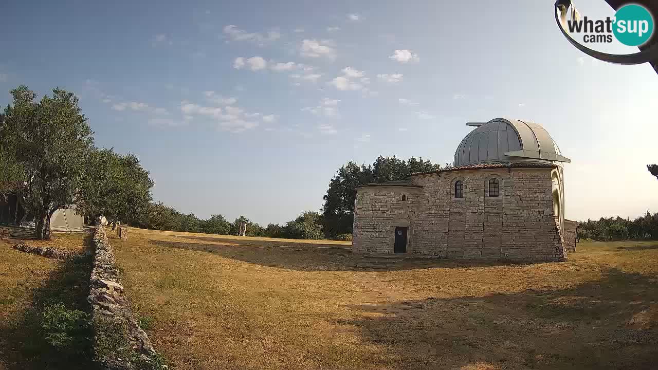 Višnjanska observatorijska spletna kamera: Opazujte vesolje iz Istre, Hrvaška