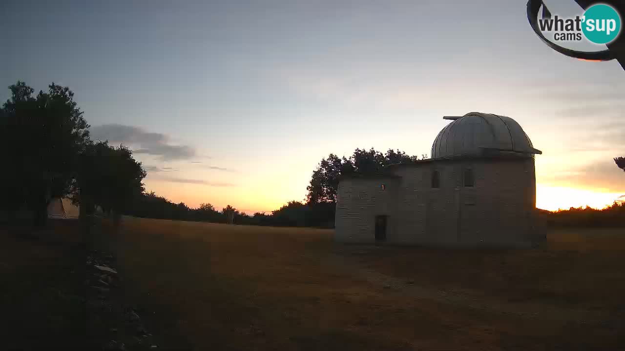 Višnjan Observatory Webcam: Gaze into the Cosmos from Istria, Croatia