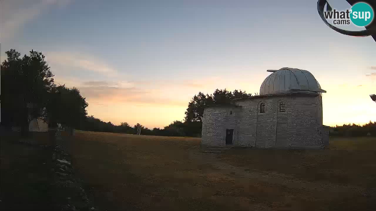 Webcam de l’Observatoire de Višnjan: Plongez dans le cosmos depuis l’Istrie, Croatie