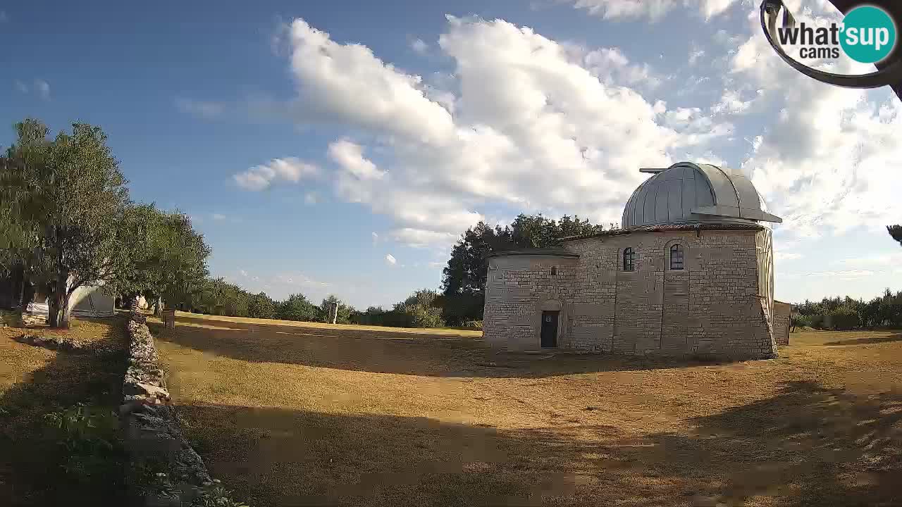 Webcam de l’Observatoire de Višnjan: Plongez dans le cosmos depuis l’Istrie, Croatie
