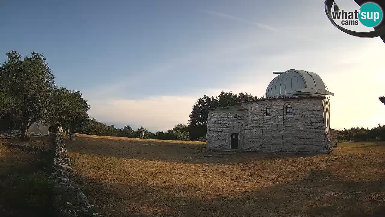 Webcam de l’Observatoire de Višnjan: Plongez dans le cosmos depuis l’Istrie, Croatie