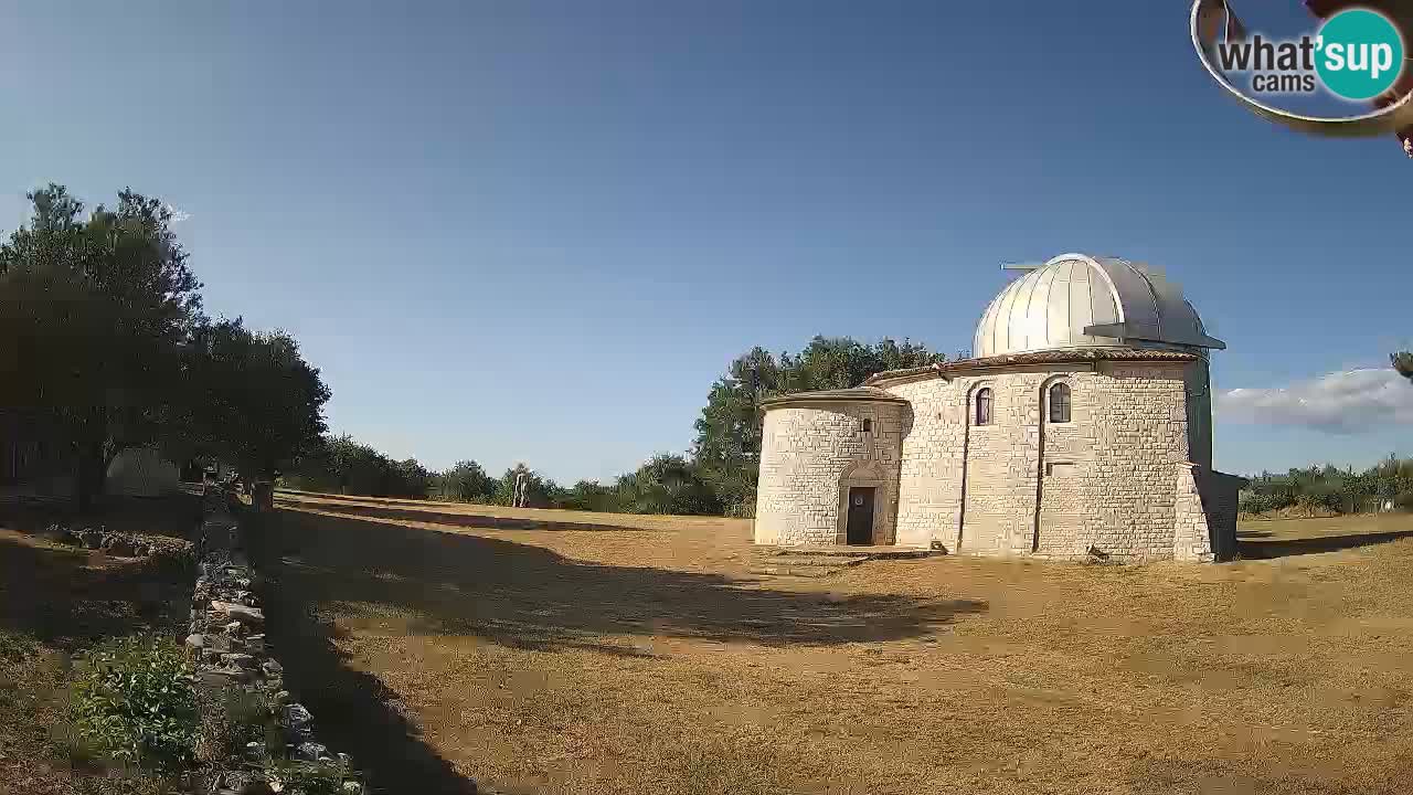 Višnjan Observatory Webcam: Gaze into the Cosmos from Istria, Croatia