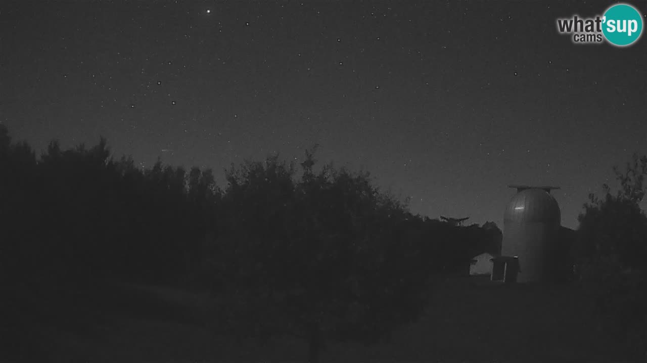 Cámara web en vivo del Observatorio de Višnjan: explora el cielo, los asteroides, cometas y meteoroides