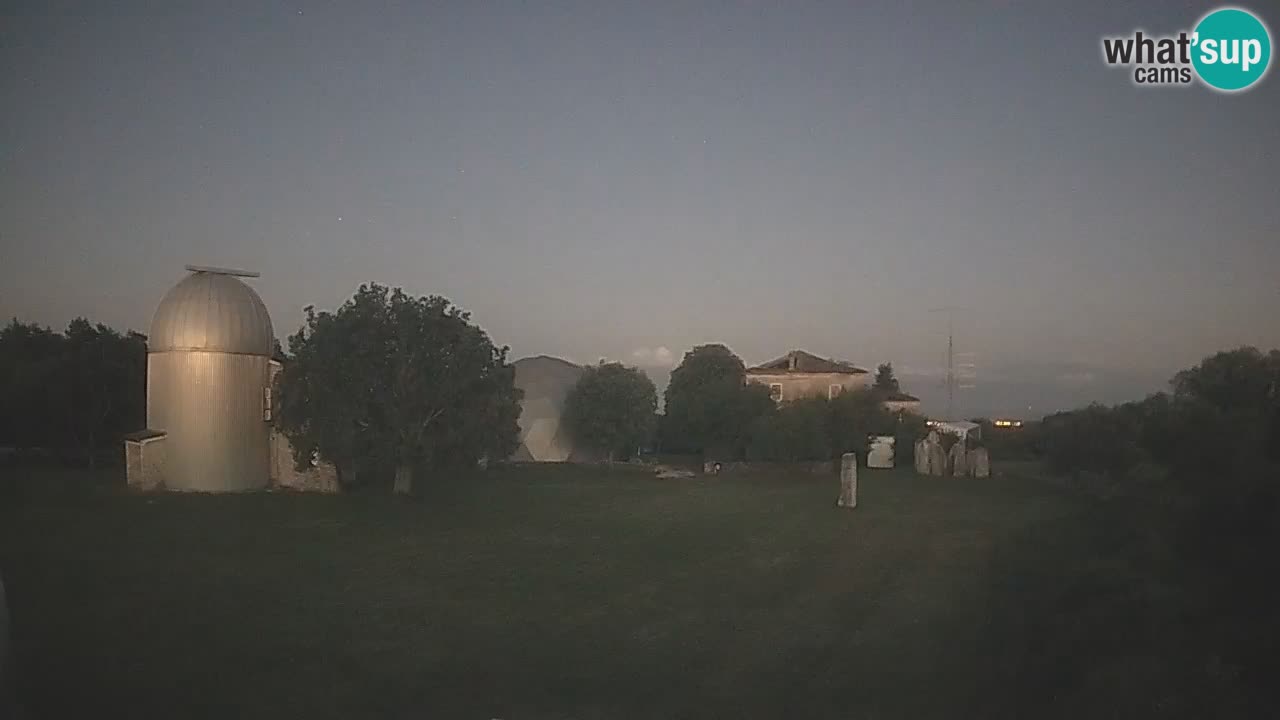 Višnjan Observatory Live Webcam – Explore the Sky, Asteroids, Comets, and Meteoroids
