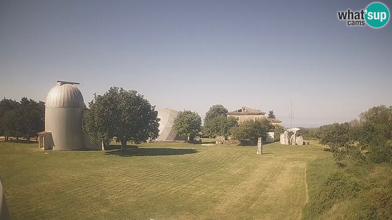 Višnjan Observatory Live Webcam – Explore the Sky, Asteroids, Comets, and Meteoroids