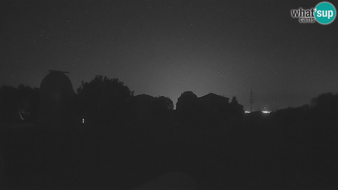 Webcam en direct de l’Observatoire de Višnjan – Explorez le ciel, les astéroïdes, les comètes et les météoroïdes